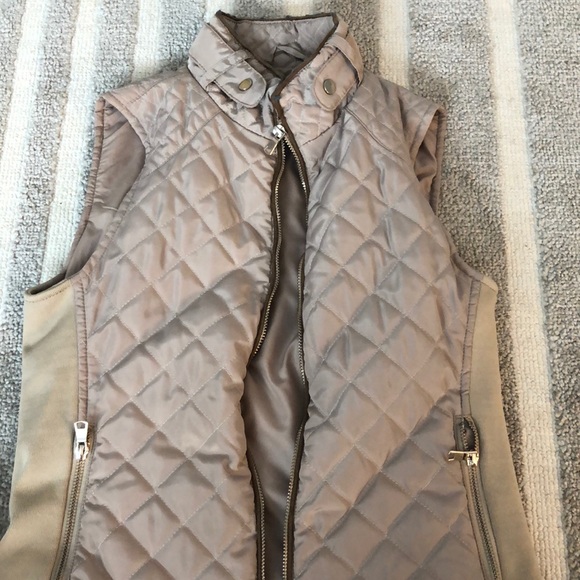 Vest - Picture 1 of 2